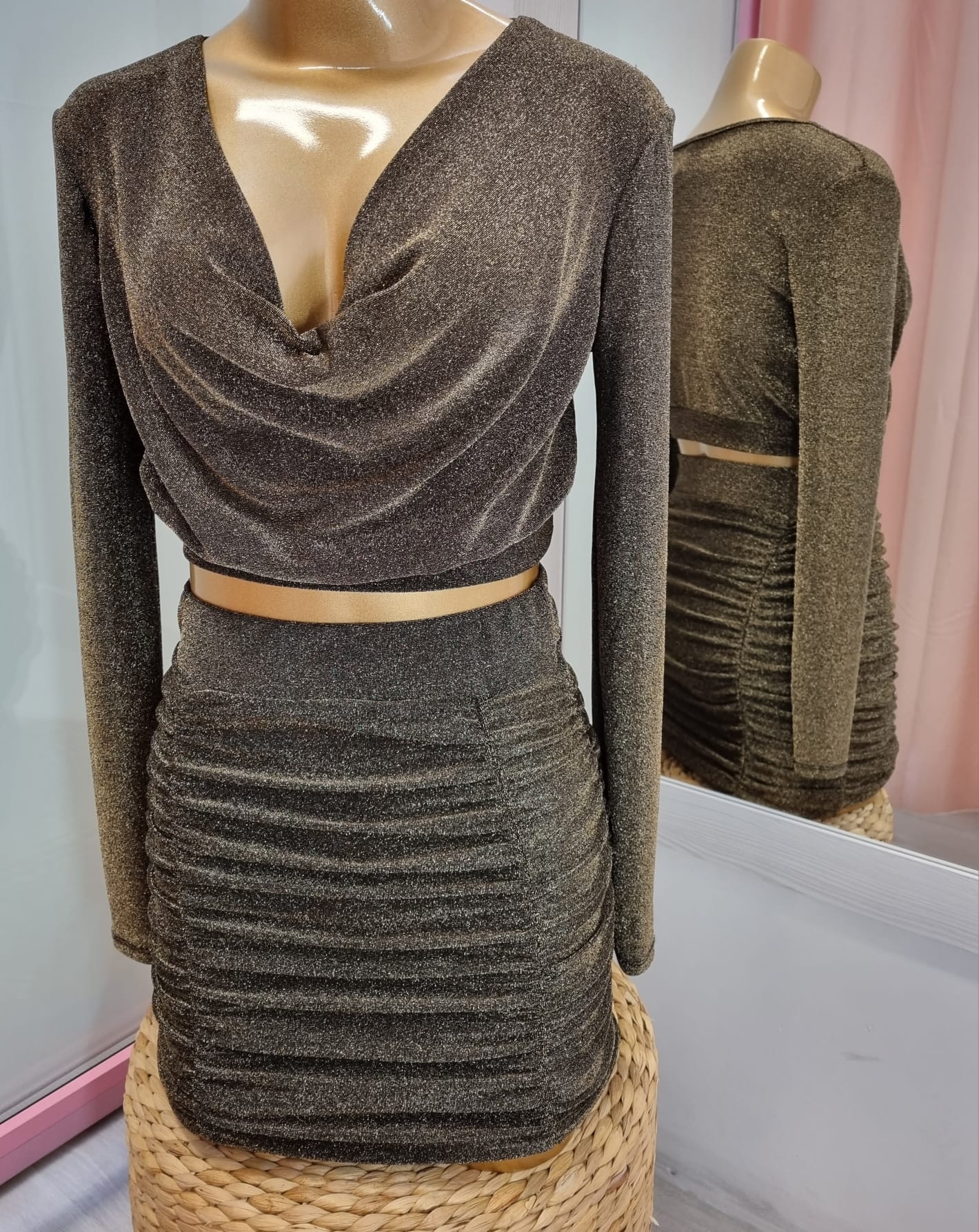 CONJUNTO MANGA LARGA CON BRILLO