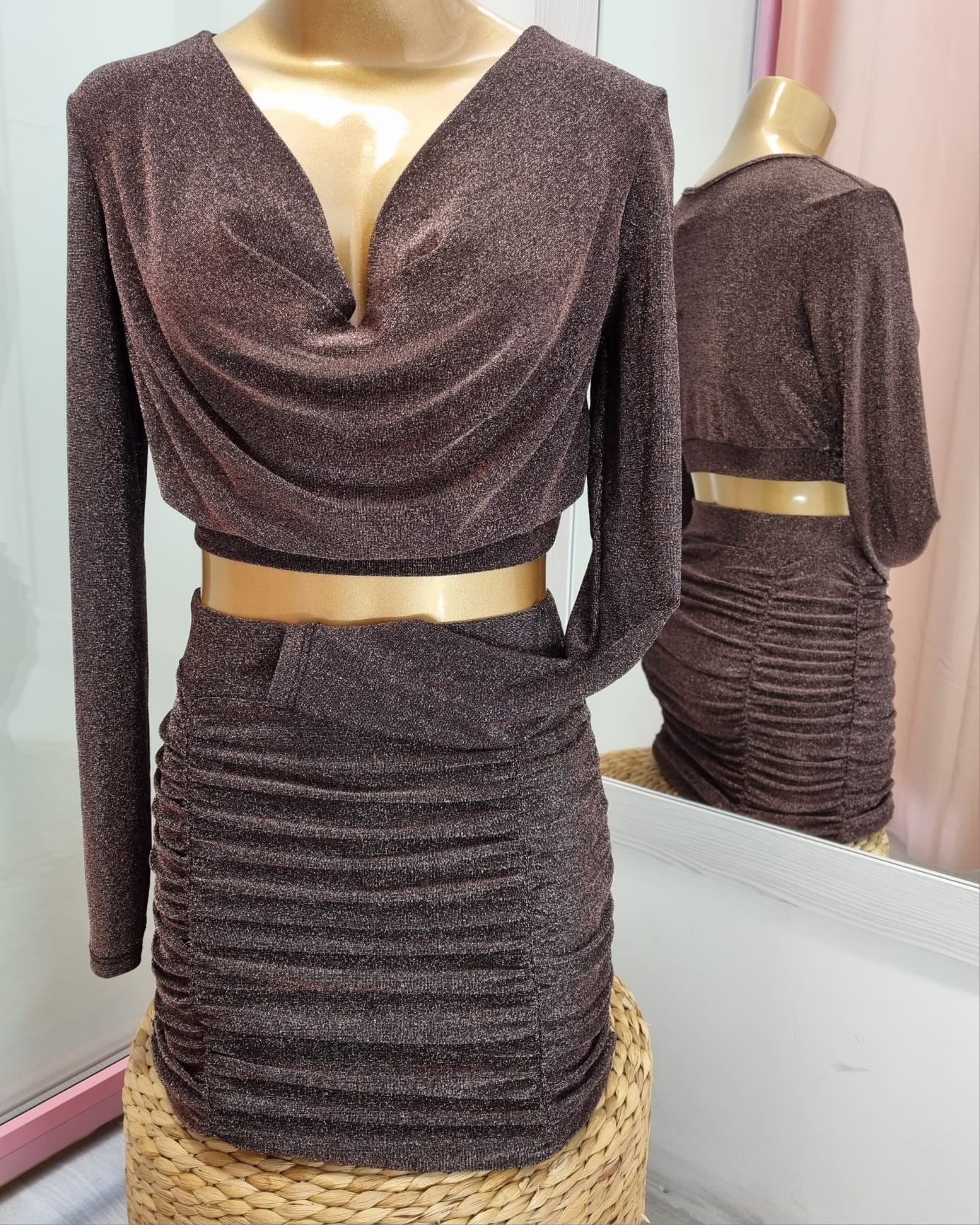 CONJUNTO MANGA LARGA CON BRILLO