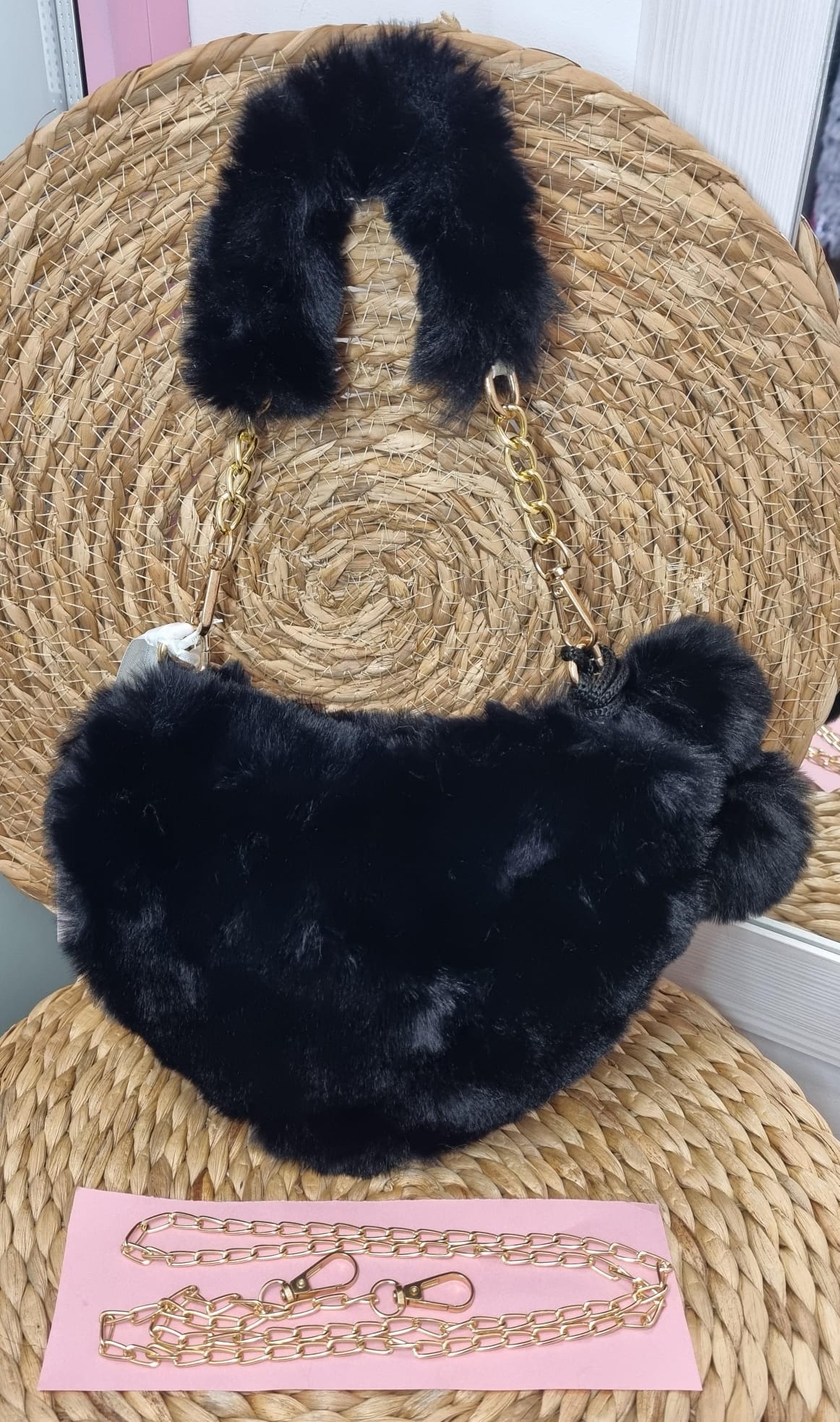 BOLSOS DE PELO FORMA CORAZON