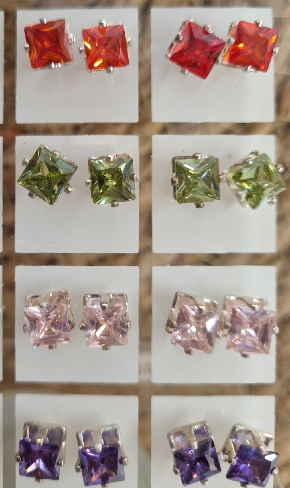 PENDIENTES BISUTERÍA TIPO BRILLANTE