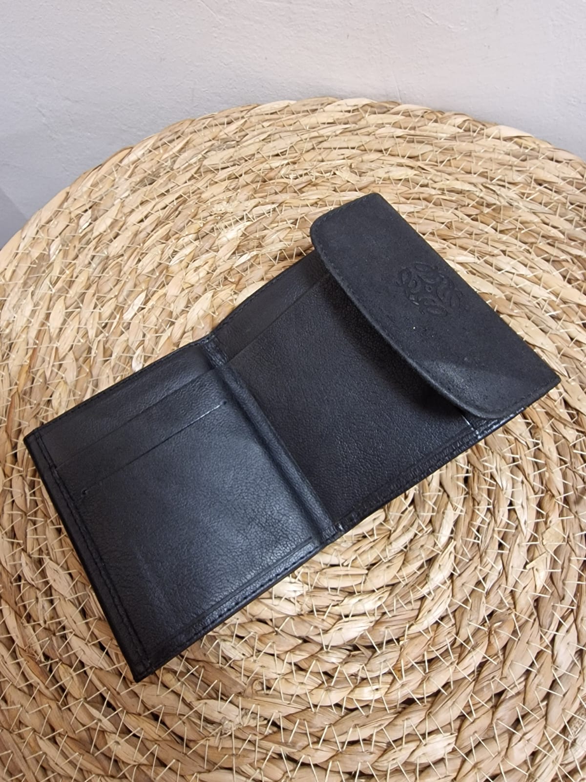 CARTERA MUJER PIEL PEQUEÑA LA PARTE DEL CIERRE ES DE ANTE
