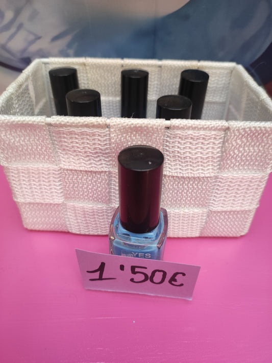 ESMALTE DE UÑAS